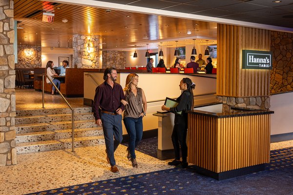 hannas-table-j-resort